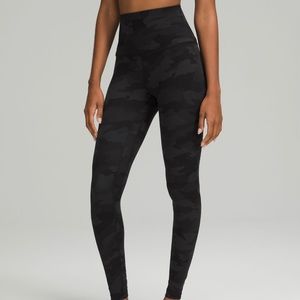 Lululemon align Super High Rise 28” Black Coal
